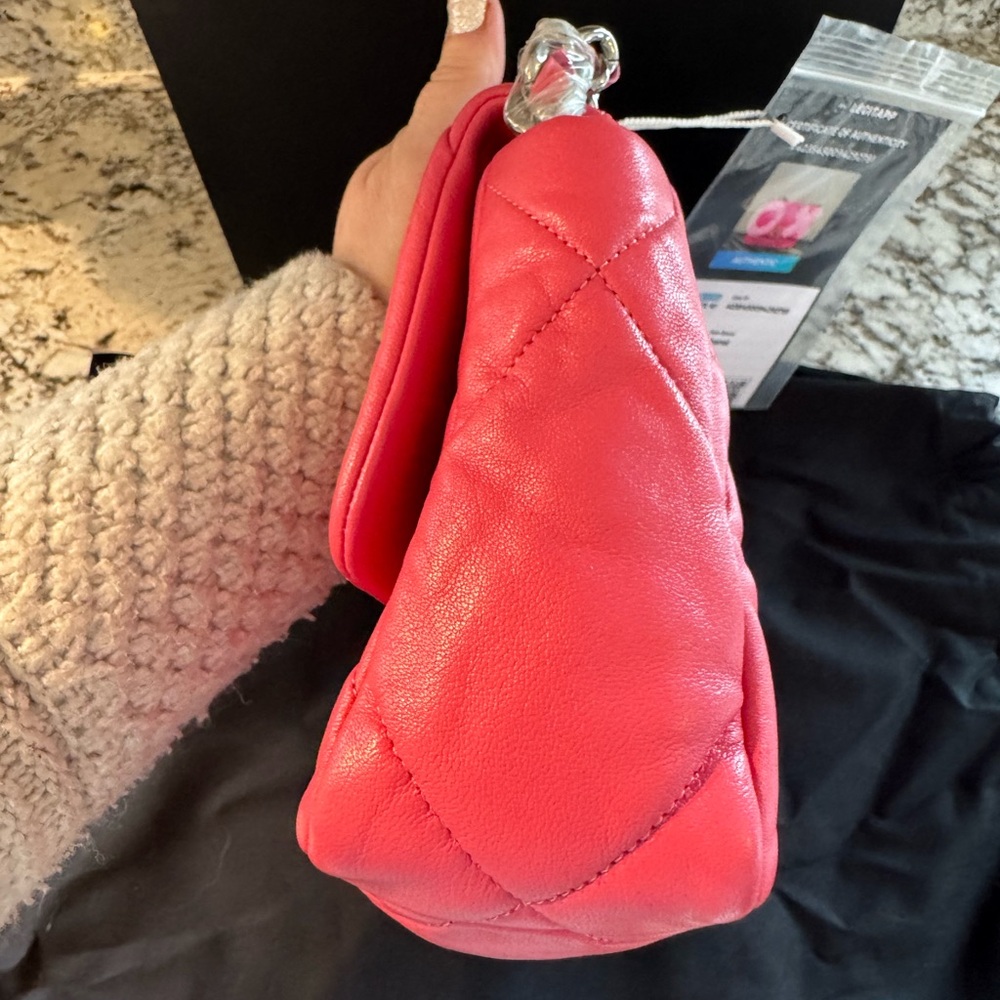 Chanel 19 Small Like New Condition Hot Pink - Picture 10 of 14